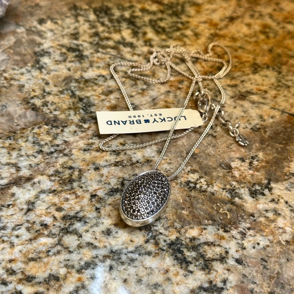 Lucky Brand Silver Chain Marcasite Pendant Necklce - Picture 8 of 9